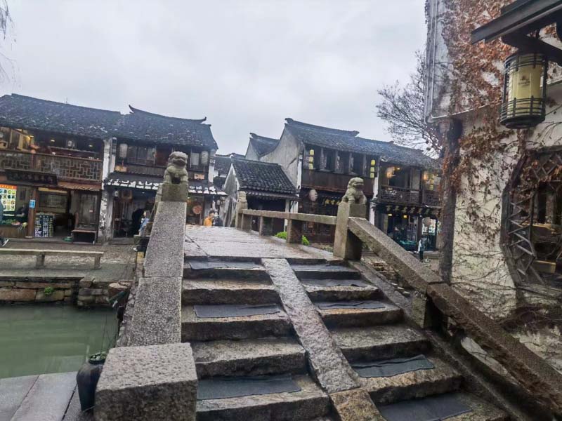 伪造有价票证中的其他有价票证如何认定？青浦律师咨询来回答