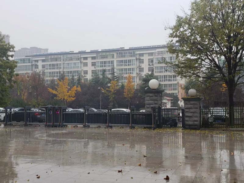 因为自己的过失导致它人轻伤算犯罪行为吗？徐汇区律师跟大家讲一讲过失致人轻伤罪的构成要件